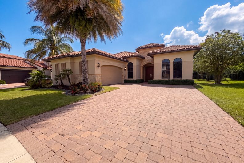 Photo 75 of 124 of 7990 NW 112th Ter, Parkland, FL