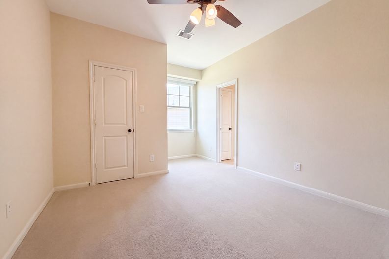 Photo 4 of 19 of 12147 San Luca St, Richmond, TX