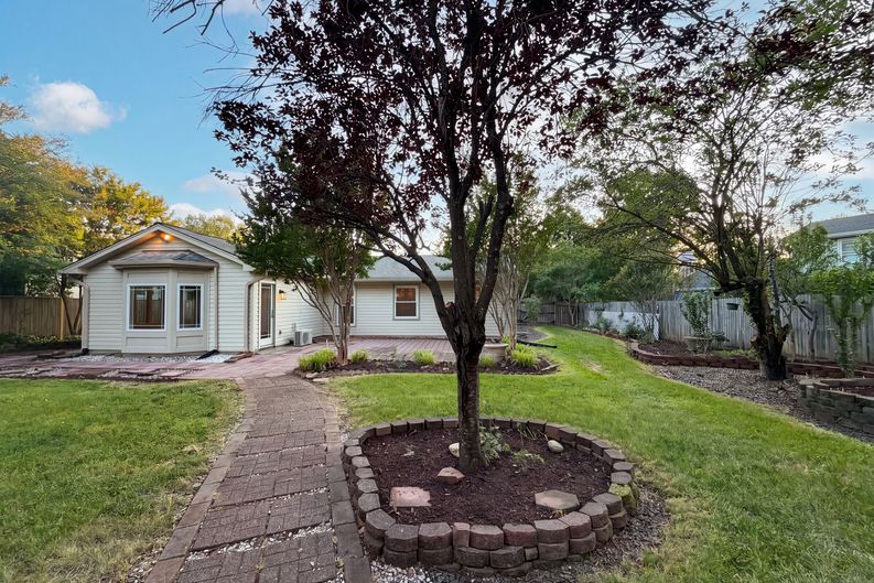 Photo 48 of 51 of 8947 Rosewood St, Manassas, VA