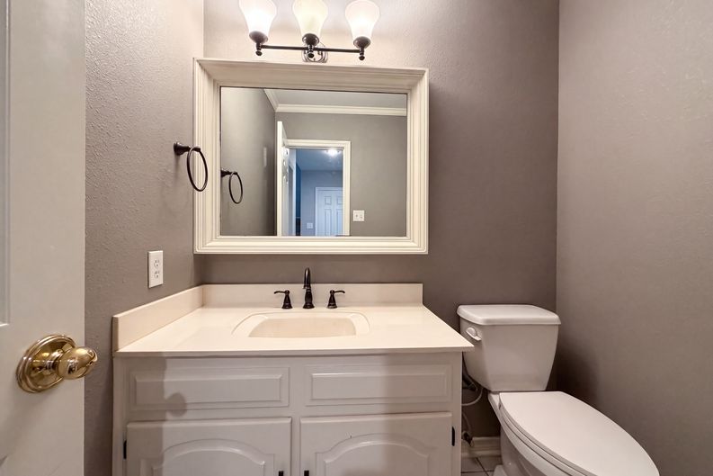 Photo 16 of 26 of 2717 Wickersham Dr, Temple, TX