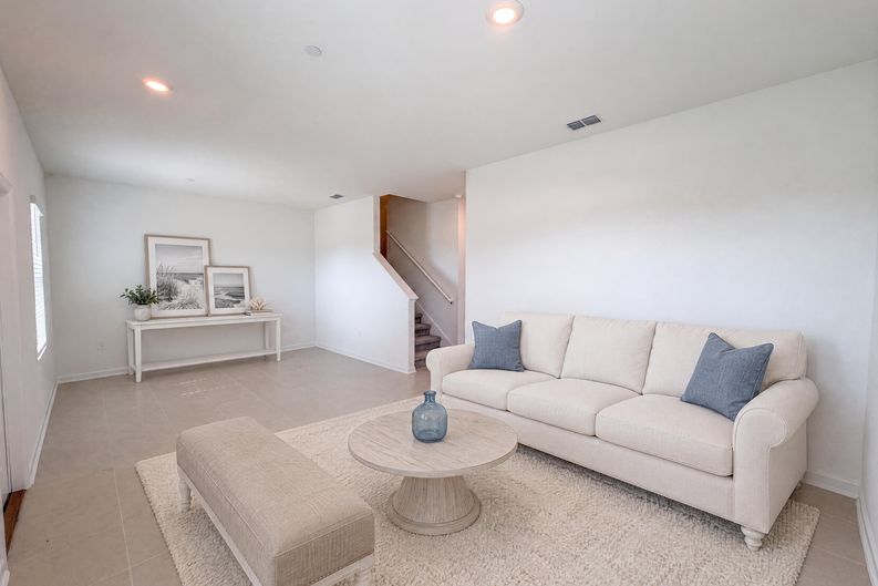 Photo 3 of 27 of 2224 Red Sun St, Apopka, FL