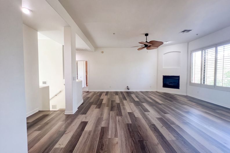 Photo 8 of 27 of 19550 N Grayhawk Dr, Scottsdale, AZ