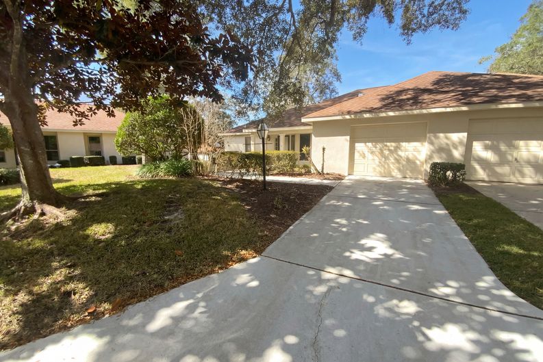Photo 8 of 26 of 1610 N Dalary Pt, Crystal River, FL