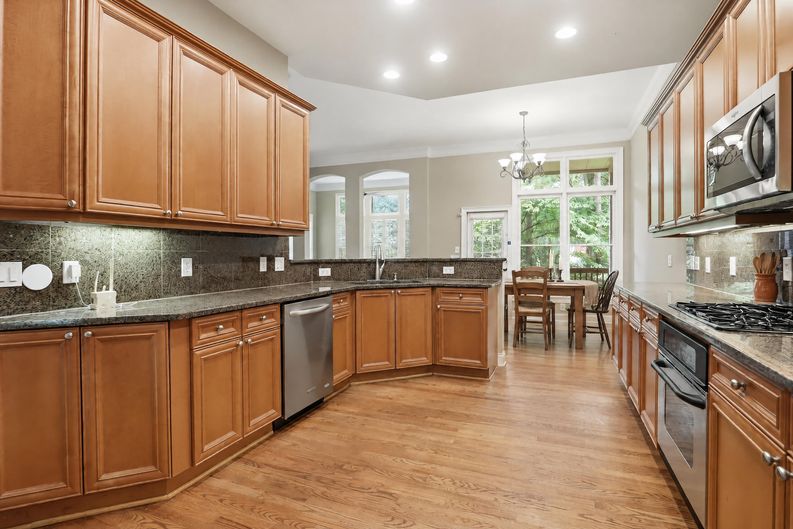Photo 12 of 46 of 3011 Riverstone Trl, Atlanta, GA