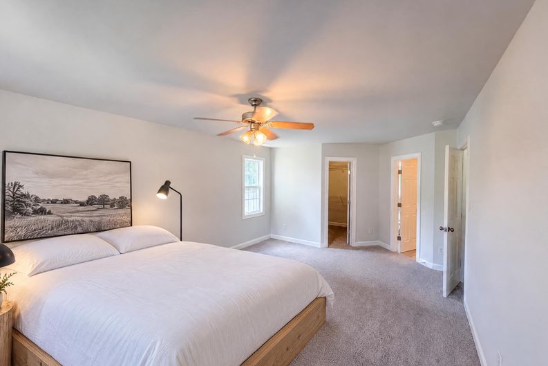 Photo 4 of 17 of 128 Saint Johns St, Knightdale, NC