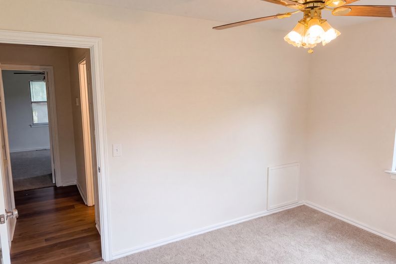 Photo 8 of 19 of 430225 E 1155 Rd, Porum, OK