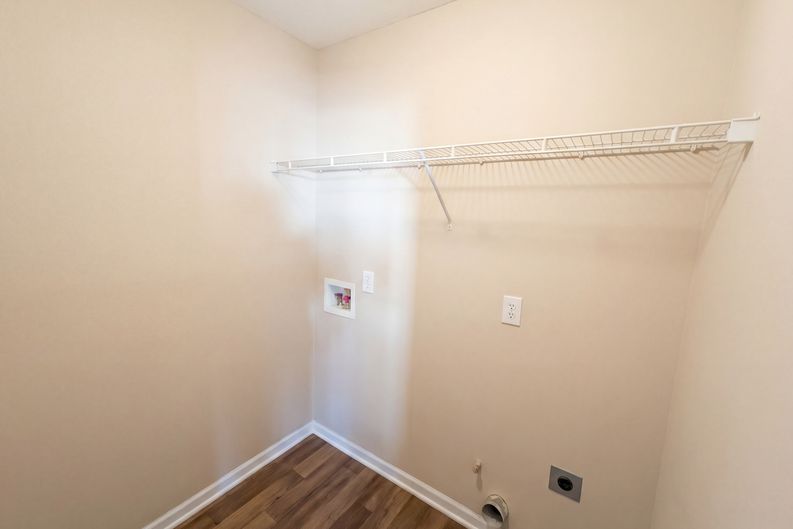 Photo 18 of 24 of 3062 Crest Ridge Cir SW, Marietta, GA