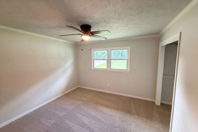 Photo 4 of 18 of 5795 Stewart Mill Rd, Douglasville, GA
