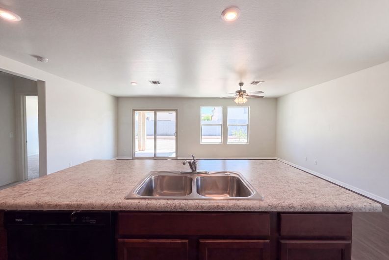 Photo 10 of 30 of 25797 W Siesta Way, Buckeye, AZ