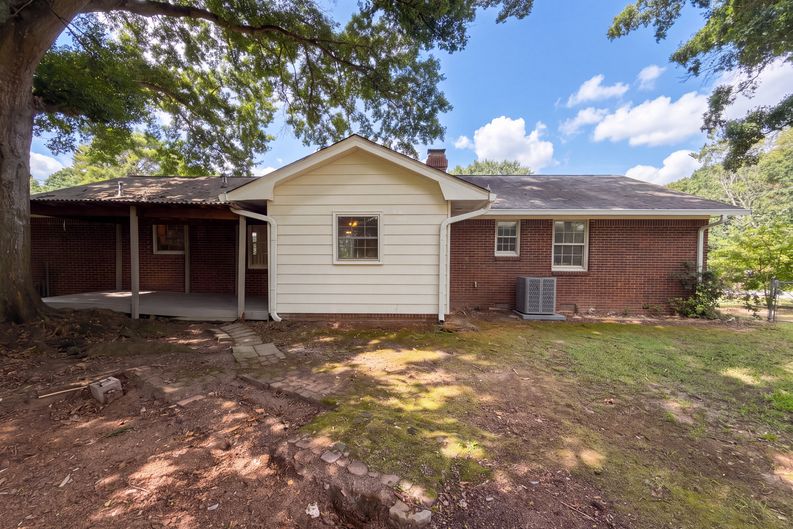 Photo 20 of 21 of 1276 Robin Rd NE, Conyers, GA