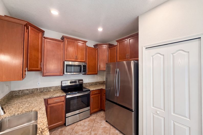 Photo 12 of 33 of 13717 Rosette Rd, Hudson, FL