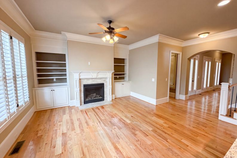 Photo 13 of 71 of 3250 Camellia Ln, Suwanee, GA