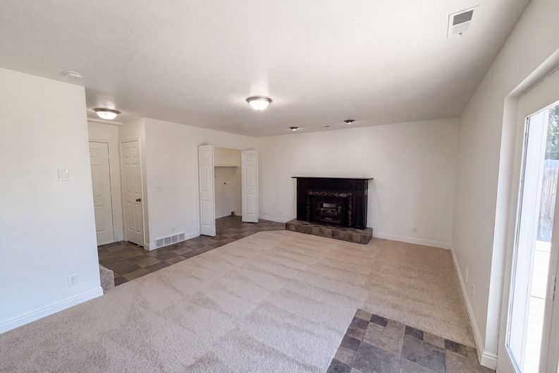 Photo 9 of 24 of 532 W 860 S, Tremonton, UT