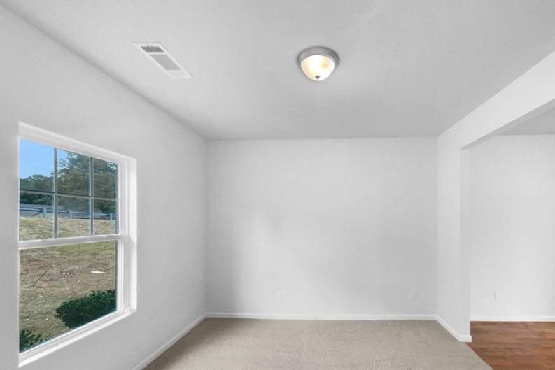 Photo 19 of 30 of 2315 Freeman Rd, Jonesboro, GA