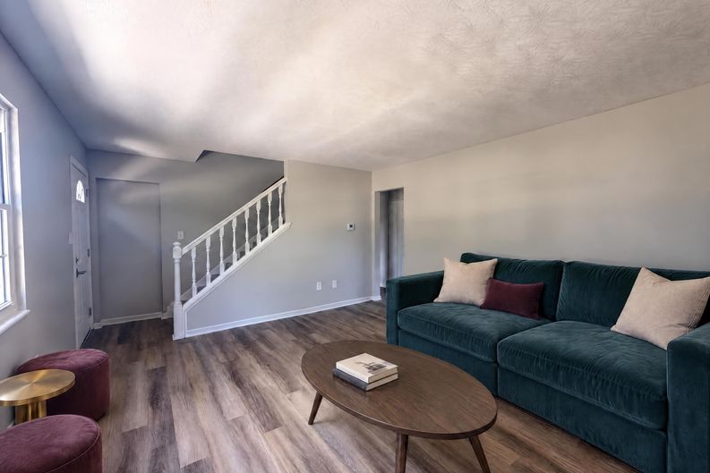 Photo 4 of 38 of 6363 Sandric Ln, Liberty Township, OH