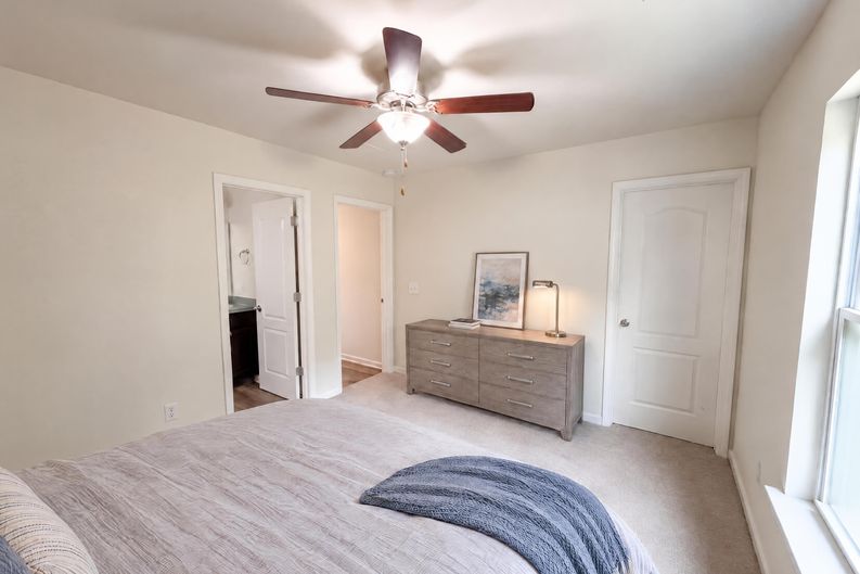 Photo 4 of 14 of 168 Brittondale Rd, Summerville, SC
