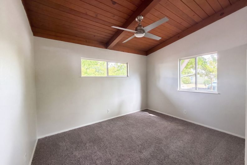 Photo 13 of 21 of 4821 Melvin Dr, Carmichael, CA