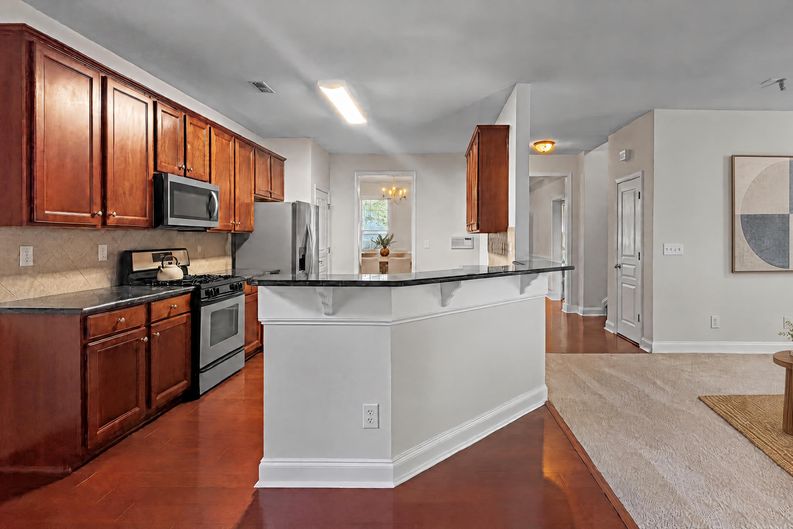Photo 7 of 20 of 8915 Cinder Ln, Huntersville, NC