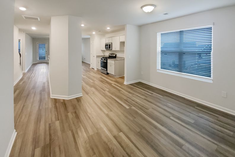 Photo 8 of 27 of 129 W Compass Way, Easley, SC
