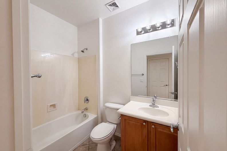 Photo 17 of 25 of 38034 N Hudson Trl, Anthem, AZ