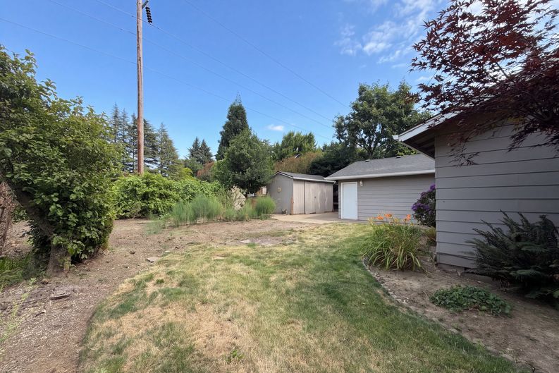 Photo 20 of 22 of 3333 17th Ave, Forest Grove, OR