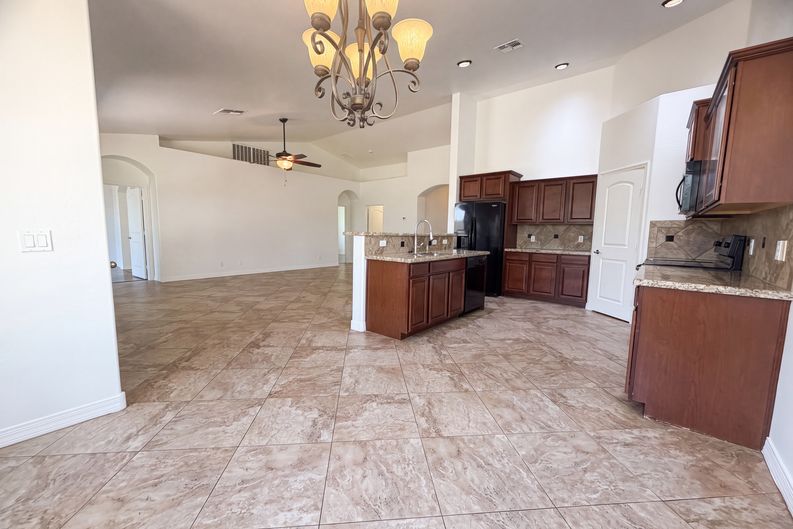 Photo 6 of 17 of 11309 E Sable Ave, Mesa, AZ