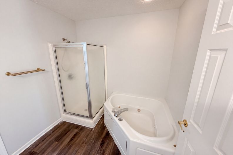 Photo 17 of 20 of 2027 Ferdinand Ct, Indianapolis, IN