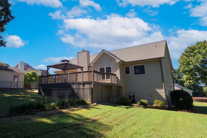 Photo 5 of 54 of 3067 Hillsong Cir, Dacula, GA