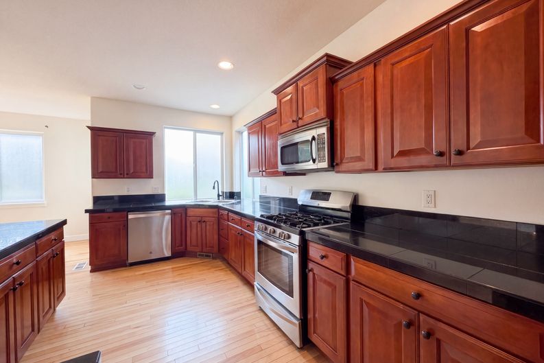 Photo 9 of 32 of 12606 NW Larry Ct, Portland, OR