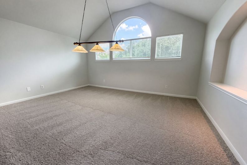Photo 9 of 21 of 25722 Lake Springs Way, Spring, TX