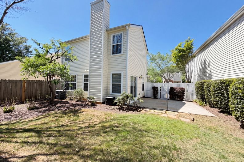 Photo 5 of 21 of 13331 Harpley Ct, Alpharetta, GA