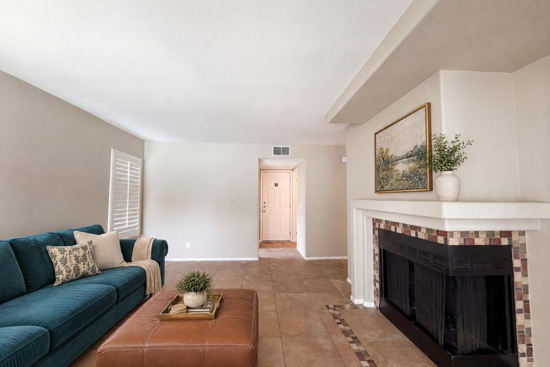 Photo 8 of 22 of 39676 Ridgedale Dr, Murrieta, CA