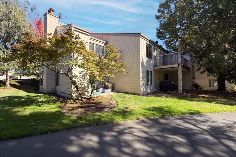 Photo 22 of 25 of 11776 SW Boones Bend Dr, Beaverton, OR