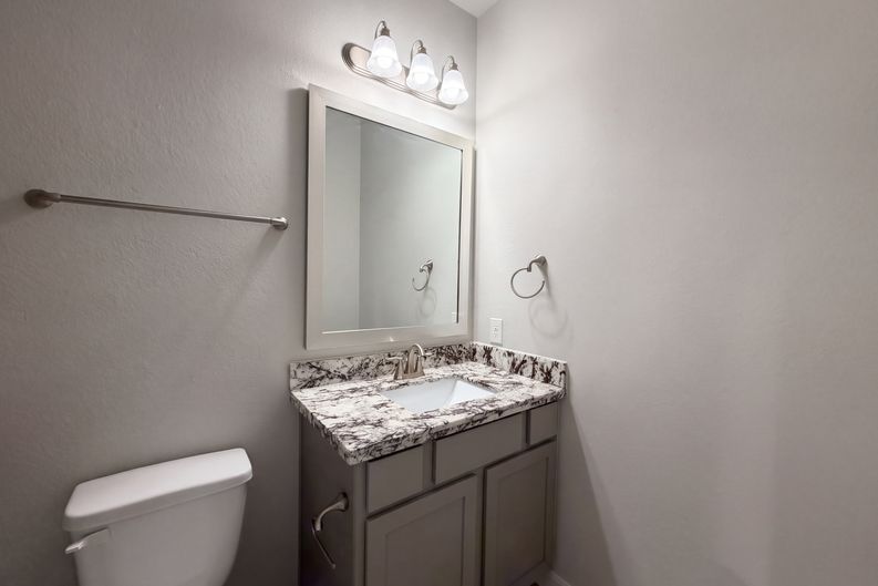 Photo 15 of 23 of 10707 Centre Forest Dr, Houston, TX