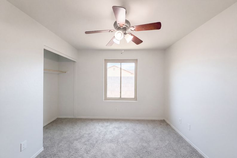 Photo 14 of 26 of 10564 W Buena Vista Dr, Arizona City, AZ