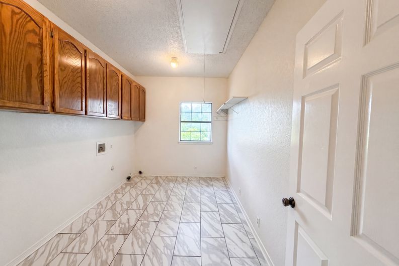 Photo 16 of 21 of 3504 Victorian Dr, Temple, TX