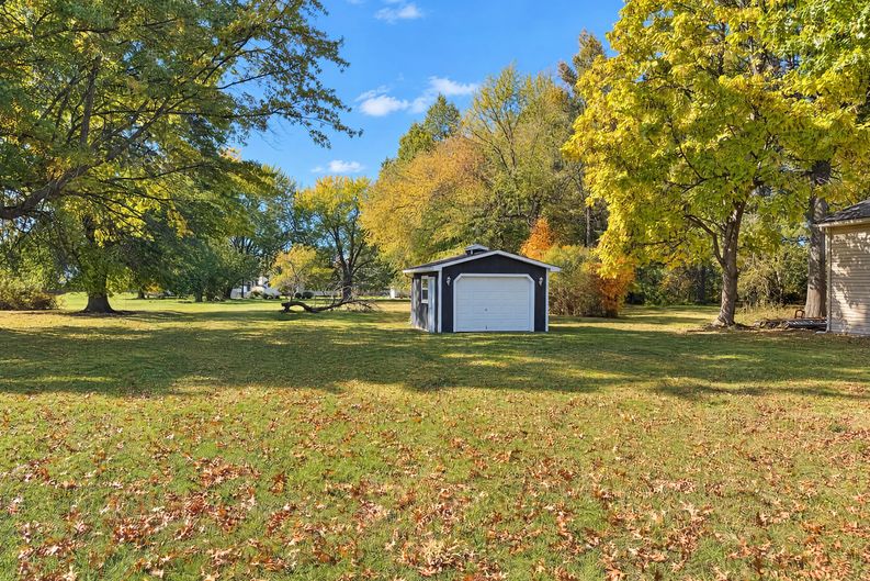 Photo 20 of 22 of 6526 Engle Rd, Brookpark, OH