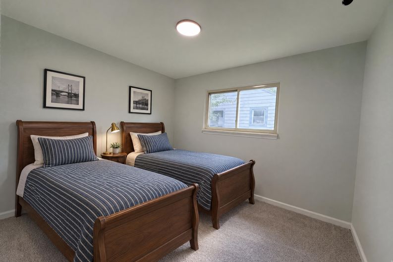 Photo 4 of 17 of 16108 Ziegler St, Taylor, MI