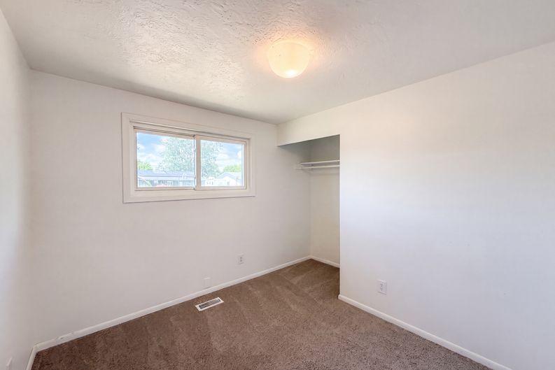 Photo 10 of 21 of 220 NE Cambridge Cir, Corvallis, OR