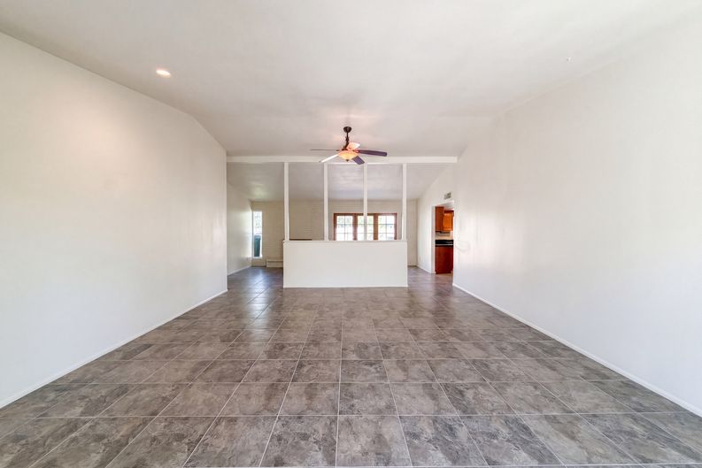 Photo 6 of 24 of 2346 E Mescal St, Phoenix, AZ