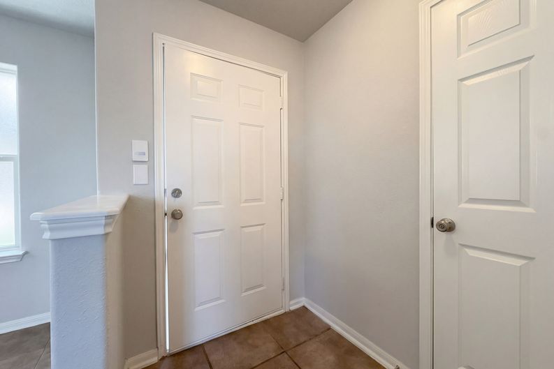 Photo 6 of 17 of 2310 Redfish Dr, Texas City, TX