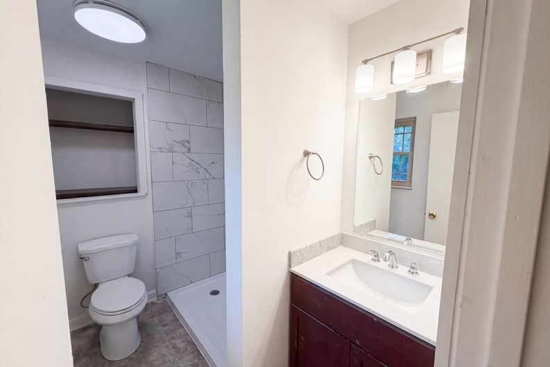 Photo 19 of 30 of 8505 Troutman Ln, Knoxville, TN