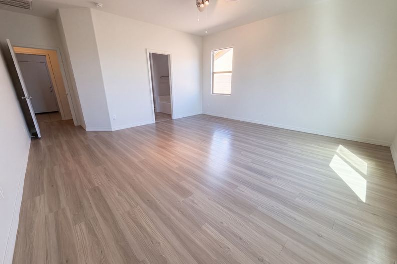 Photo 4 of 40 of 7025 S 251st Dr, Buckeye, AZ