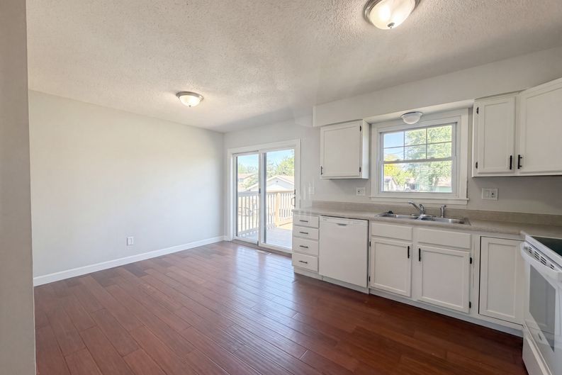 Photo 8 of 19 of 231 Downey Dr, Wellsville, KS