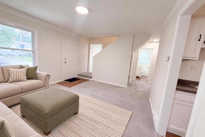 Photo 6 of 40 of 24346 Lehigh St, Dearborn Heights, MI