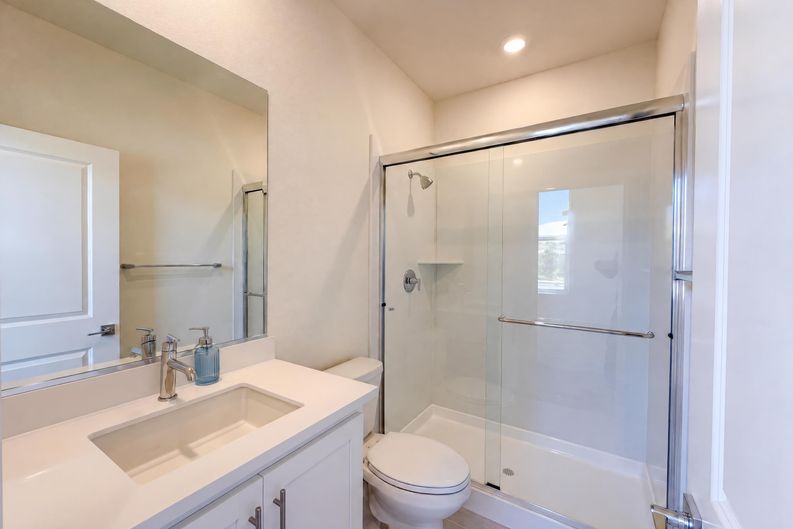 Photo 33 of 49 of 5699 Kusnick Ave, Tracy, CA
