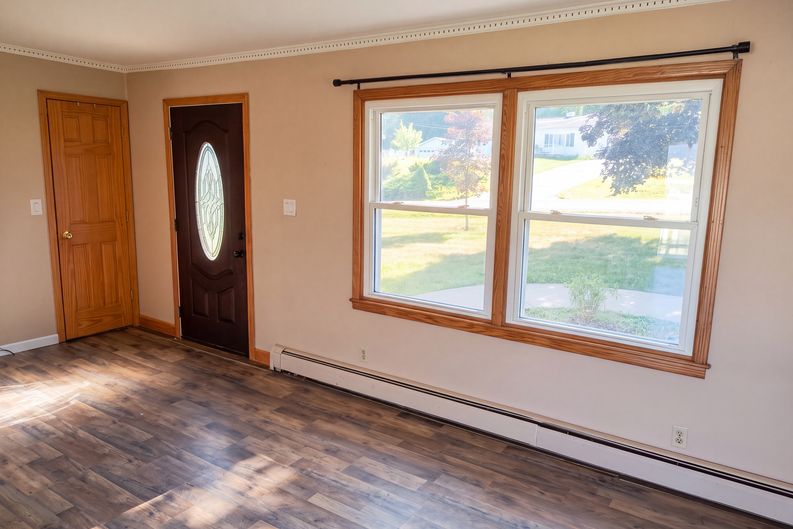 Photo 6 of 24 of 4888 Pinecrest Rd, Millport, NY