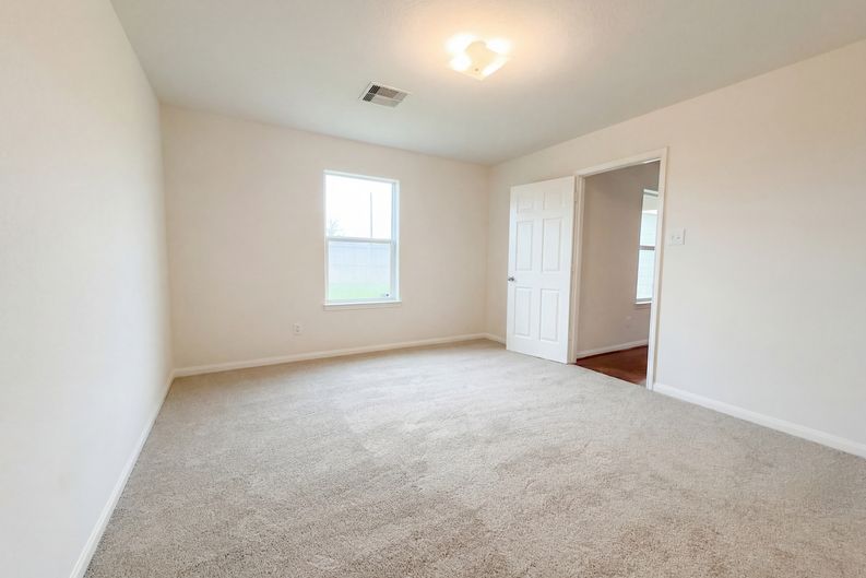 Photo 14 of 18 of 5014 Alder Bend Ln, Richmond, TX