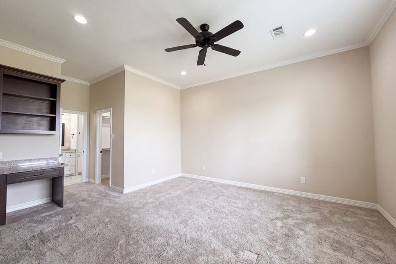 Photo 10 of 25 of 8580 Cedar Creek Ln, Greenville, TX