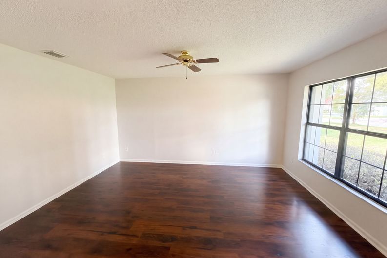 Photo 6 of 20 of 3339 Paisley Cir, Orlando, FL